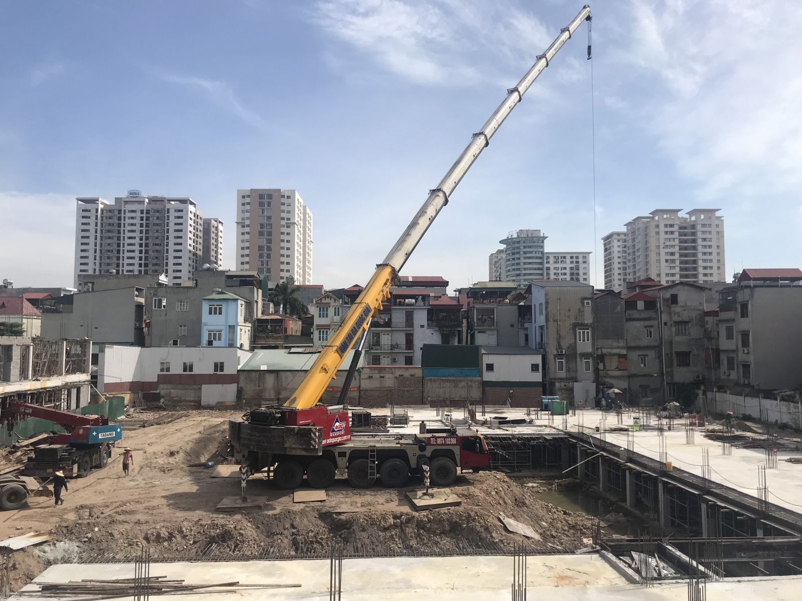Thi công cừ Larsen, hệ văng chống tại công trình Trường tiểu học Tân Mai