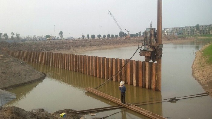 Thi công cọc cừ Larsen